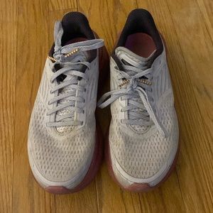 Saucony running shoes